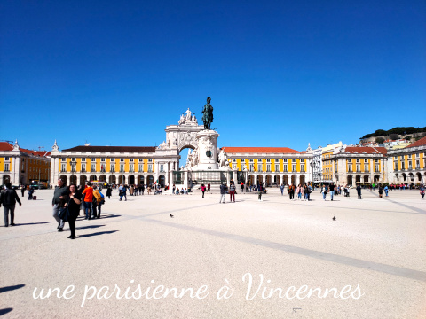 place du commerce lisbonne
