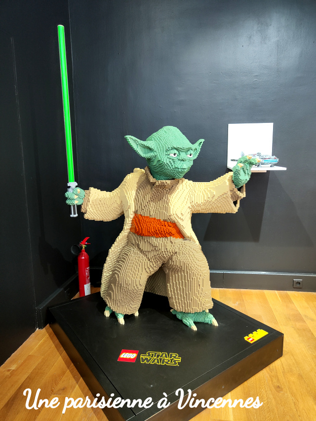 Yoda lego
