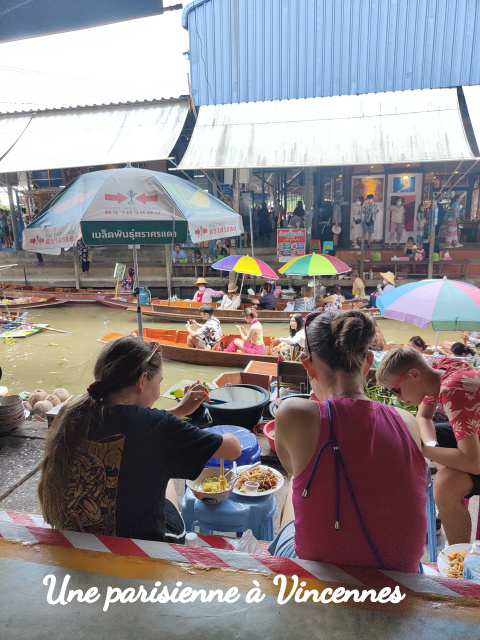 marché flottant bangkok